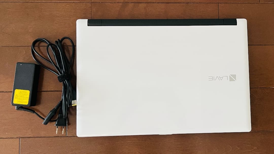 【美品】NEC パソコンLAVIE (PC-GN16CJSAA)