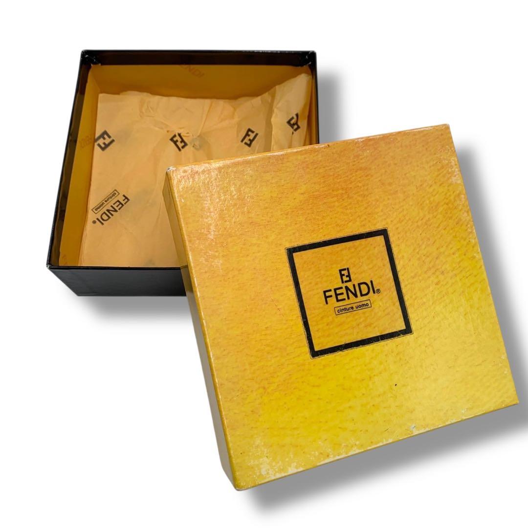 美品✨フェンディ ベルト FF バックル ロゴ金具 レザー ブラック 黒 箱付き