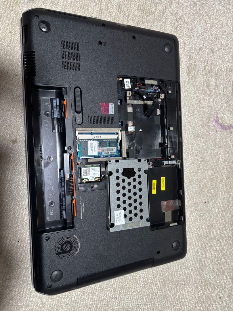 HP ENVY dv7-7300 SSD無し　ジャンク品