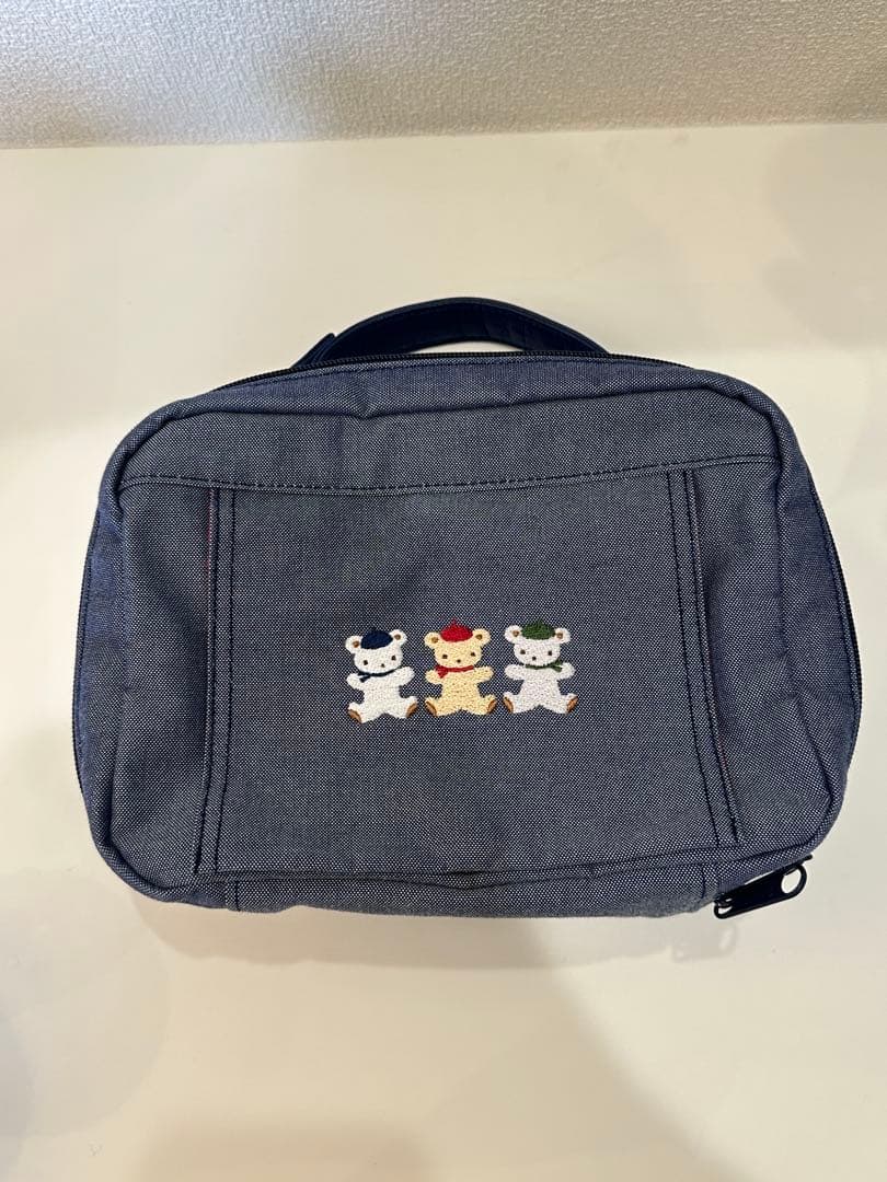 【新品未使用】ファミリア　おむつポーチ