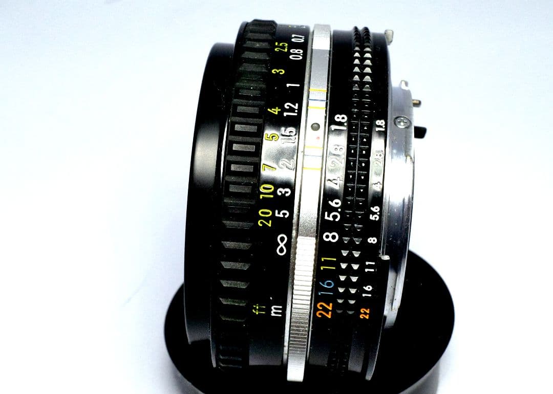 ニコン　Nikon FE + Ai-s Nikkor 50mm/F1.8