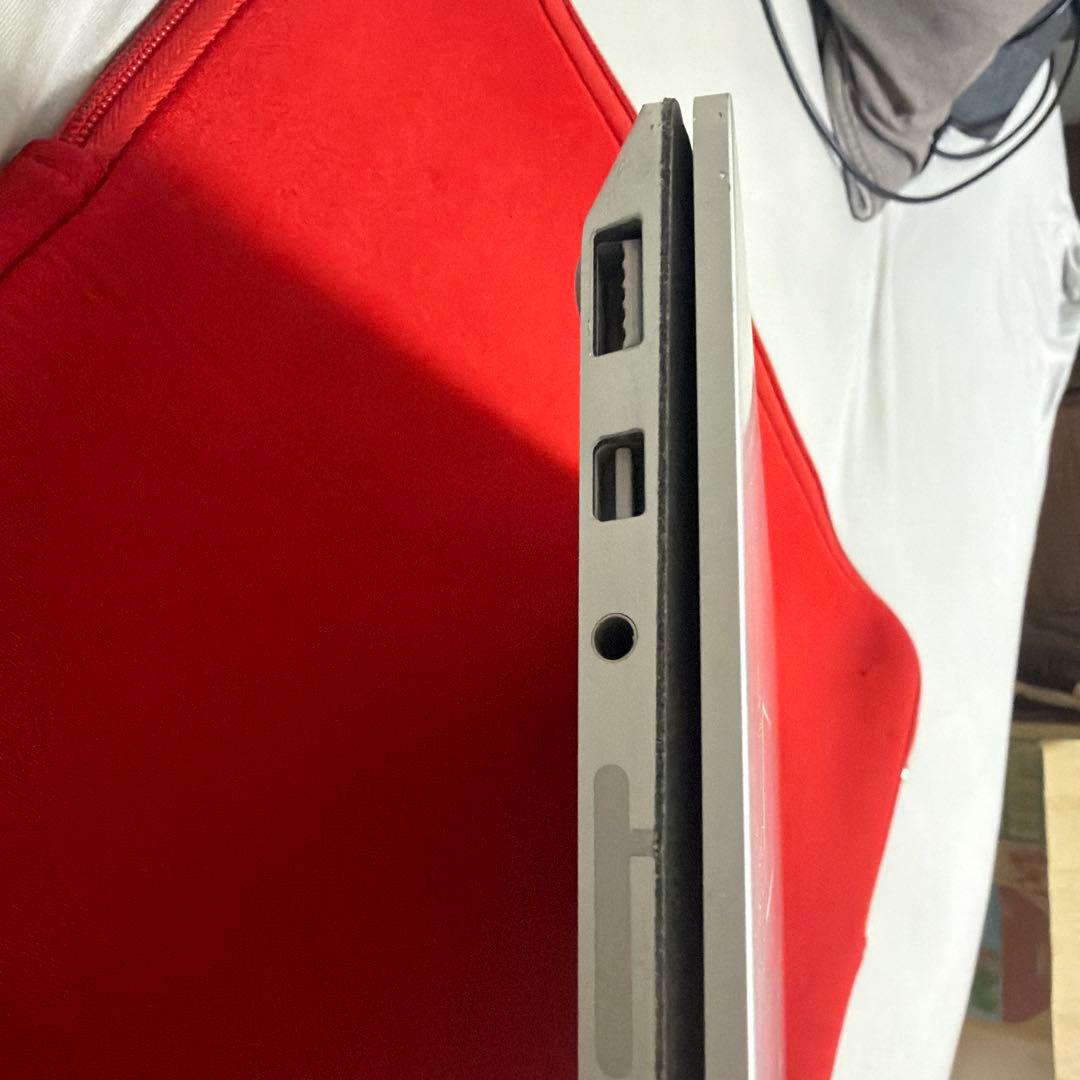 surface laptop 初代