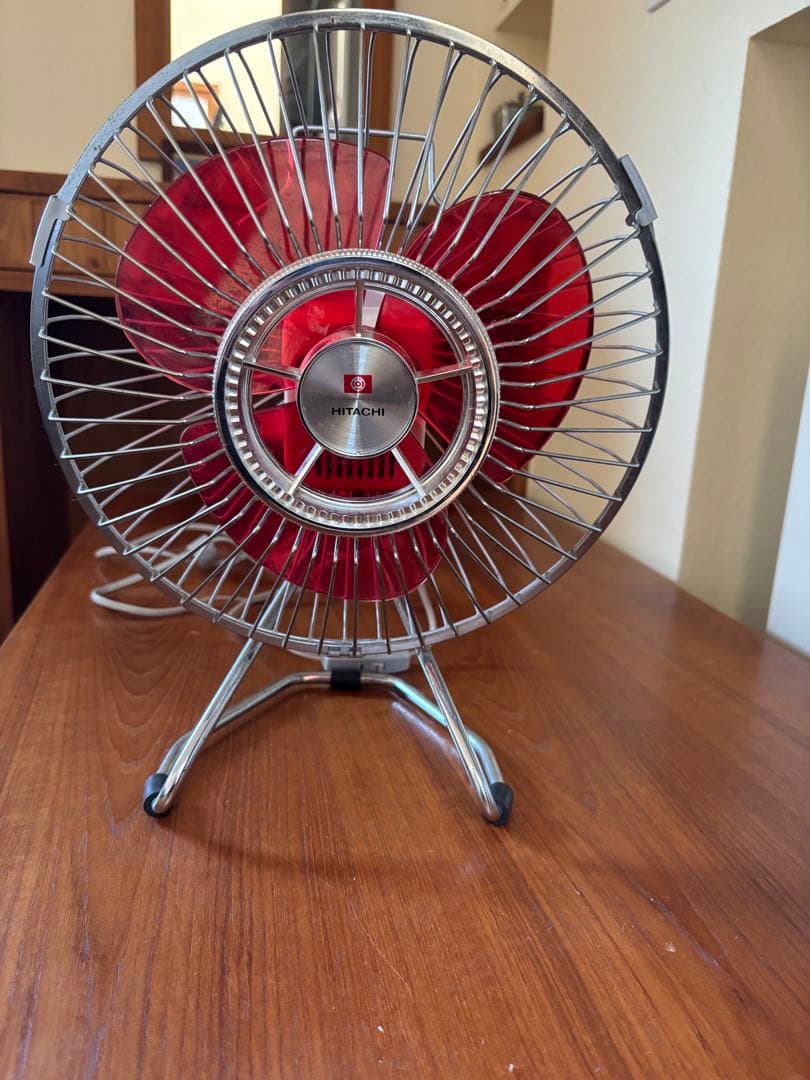 日立 レトロ卓上扇風機　赤　ビンテージ