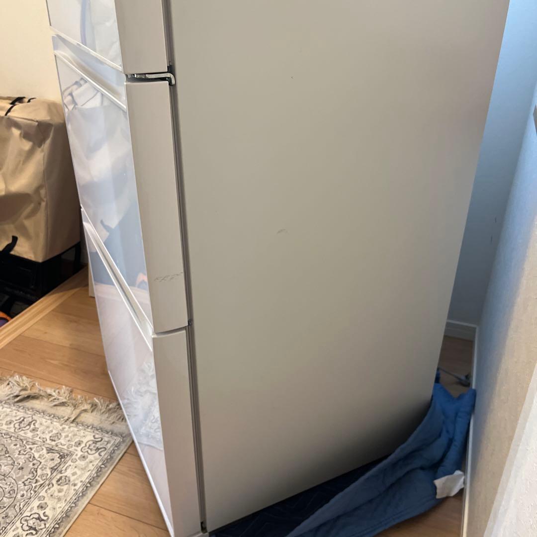 TOSHIBA 東芝　3ドア冷蔵庫 ホワイト 白　375L 2016年製　右開き