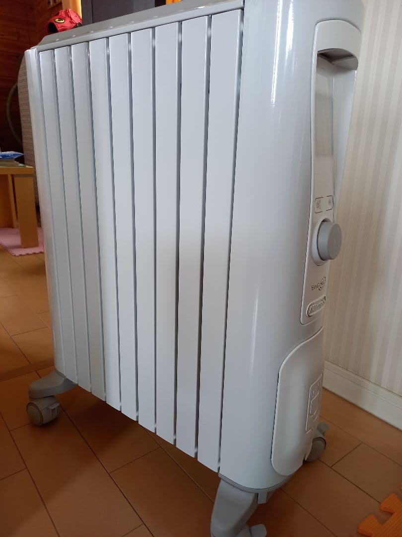 DeLonghi オイルヒーター RHJ7V50915-GY