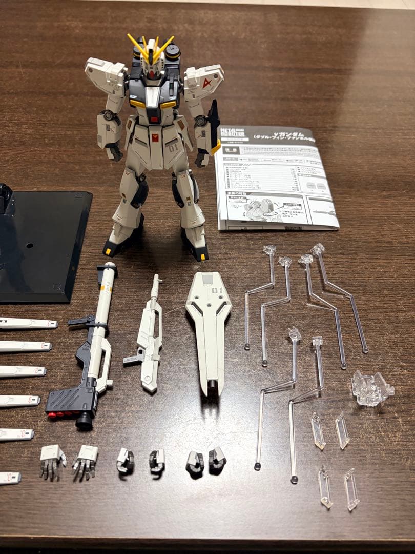 L ROBOT魂 νガンダム ダブル・フィン・ファンネル装備型