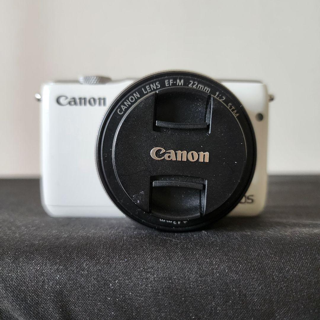 Canon EOS M10＋ レンズ計3点　説明文と写真を良くご覧ください