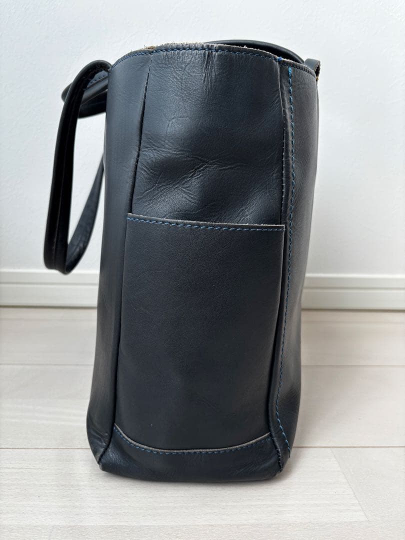 東急ハンズオリジナル　ガッドワーク　レザートート　L　37501　ネイビー