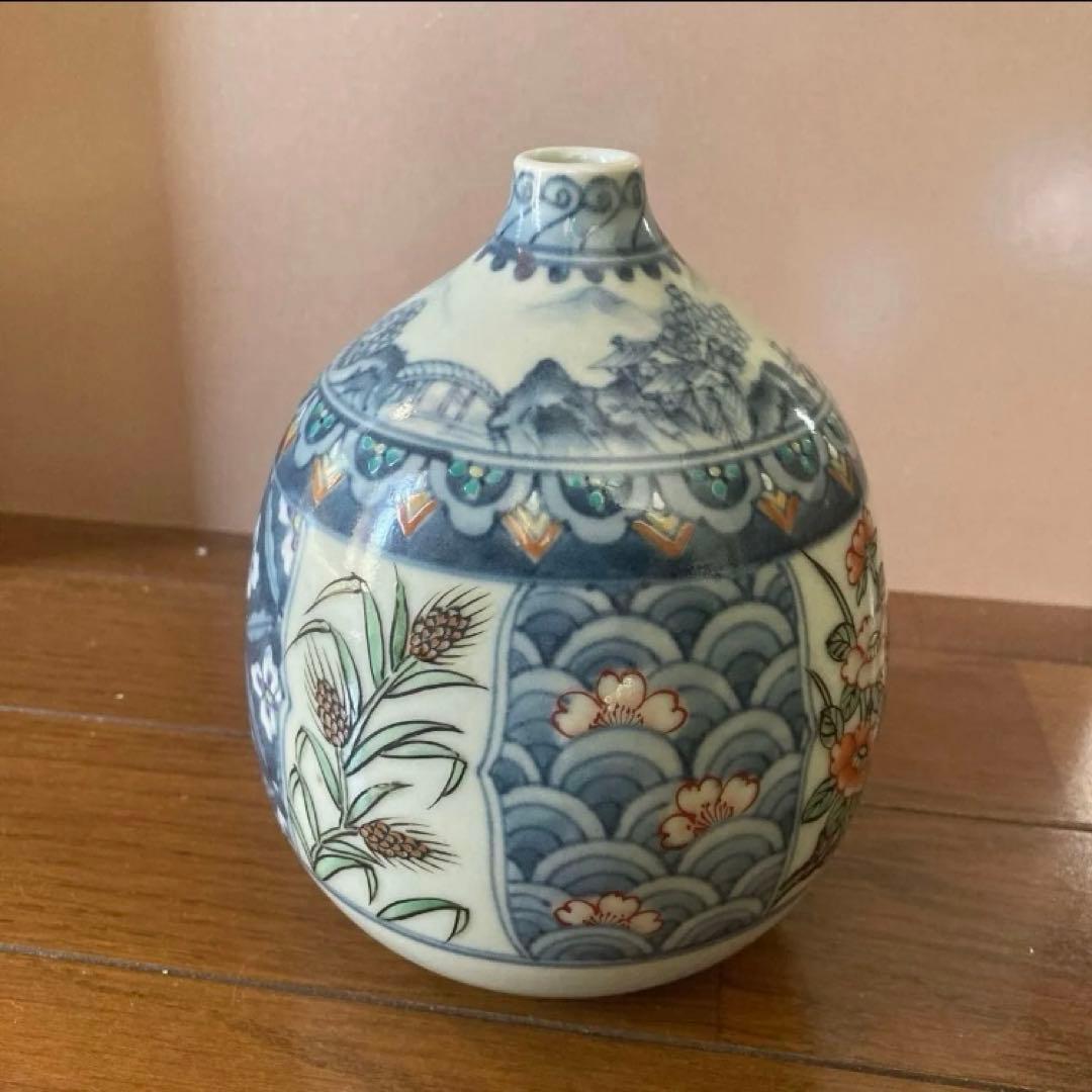 走波　有田焼　壺　花瓶　一輪挿し