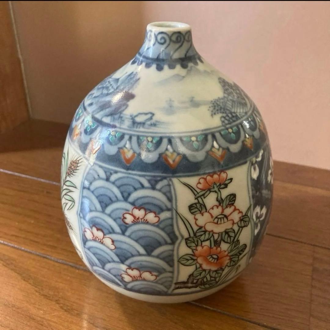 走波　有田焼　壺　花瓶　一輪挿し