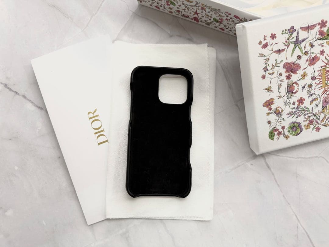 Lady Dior iPhone16Pro Max ケース カナージュラムスキン