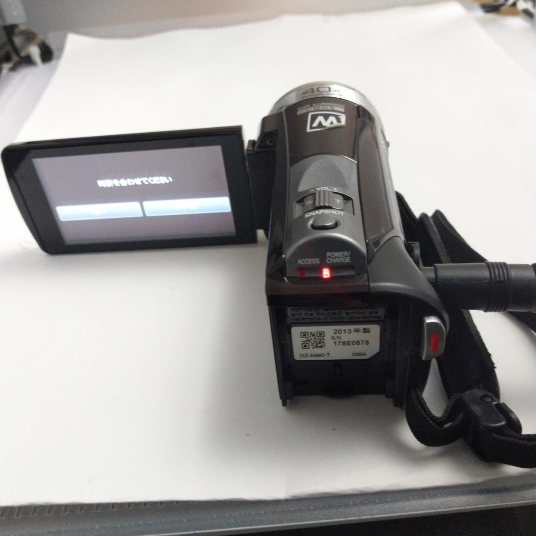 JVCケンウッド Everio ビデオカメラ GZ-E690-T 動作中古