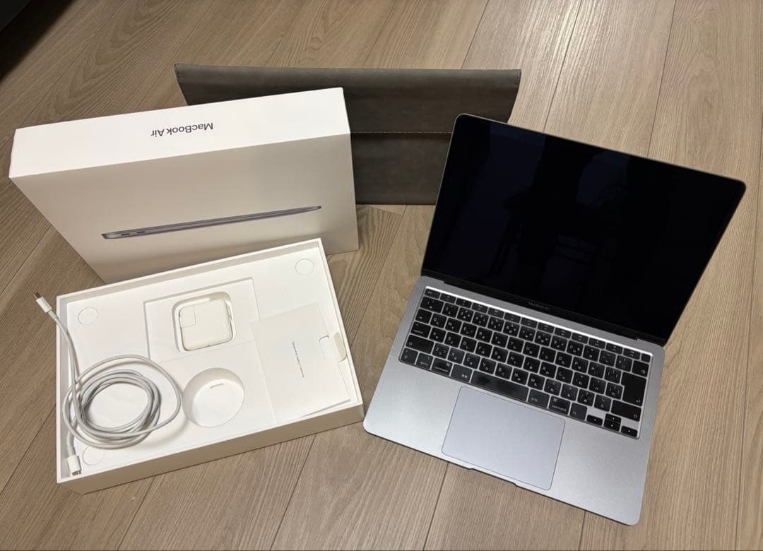【極美品】 MacBook Air 2020 8GB 512GB