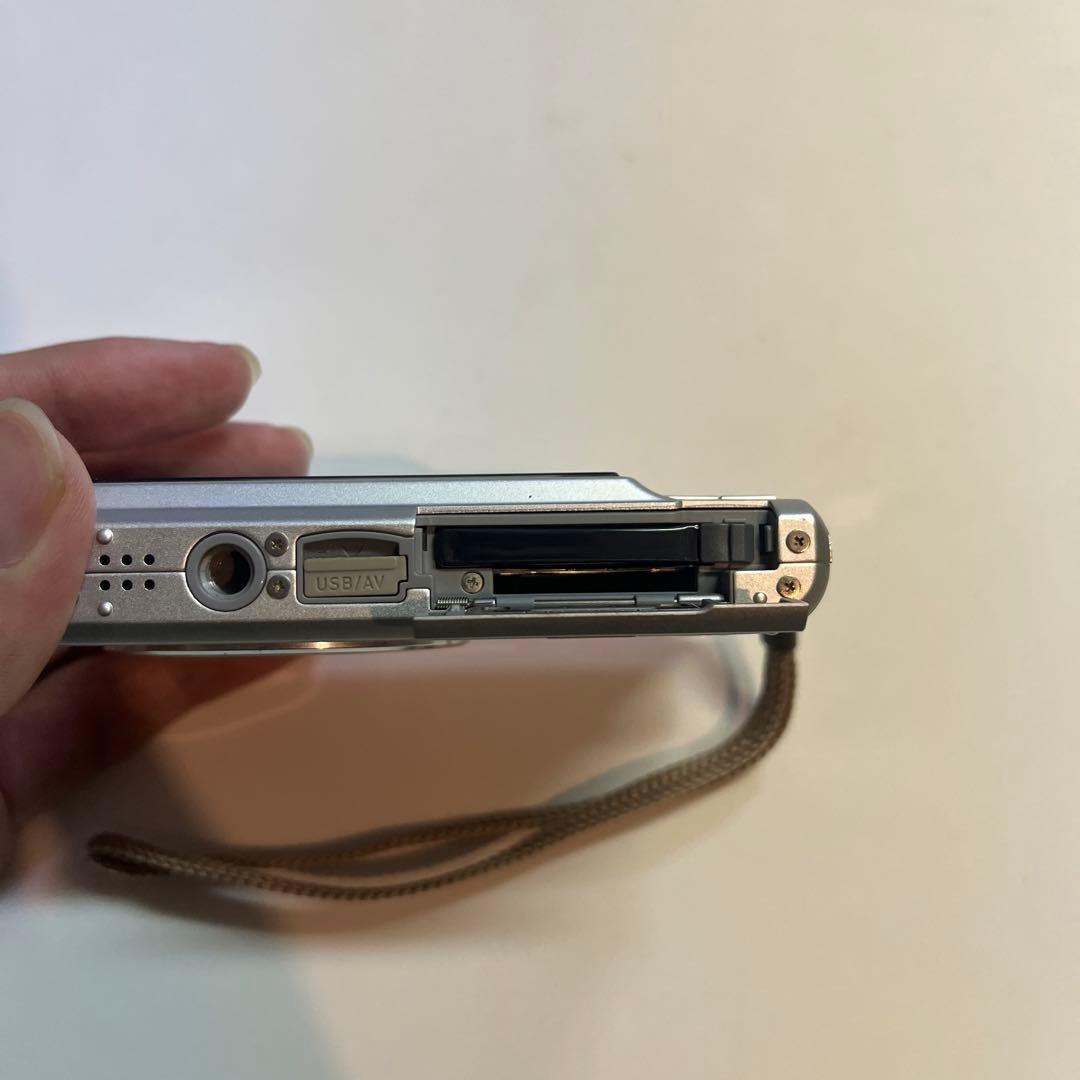 CASIO EXILIM EX-Z77 シルバー バッテリー付き