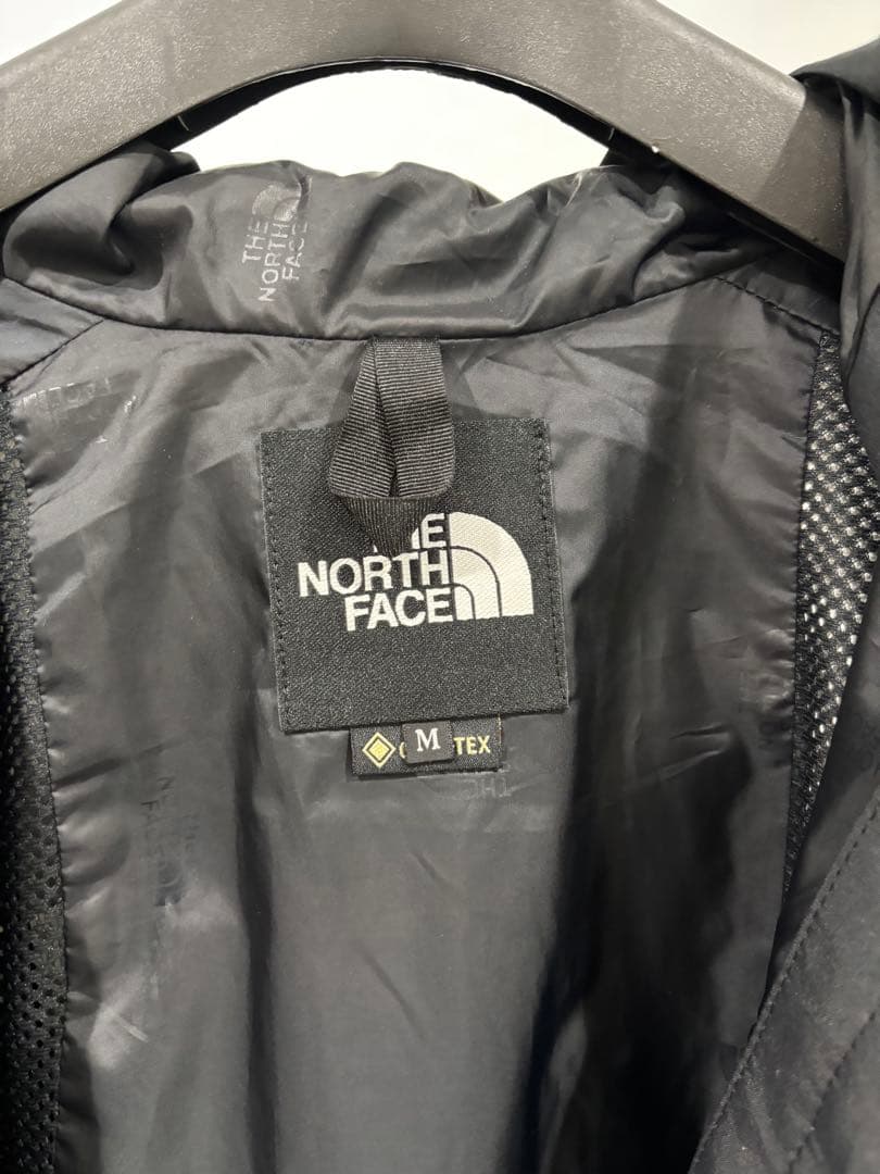 THE NORTH FACE ブラック マウンテンライトパーカー