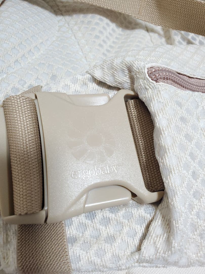 （新品 ）エルゴベビー オムニデラックス ナチュラルベージュ