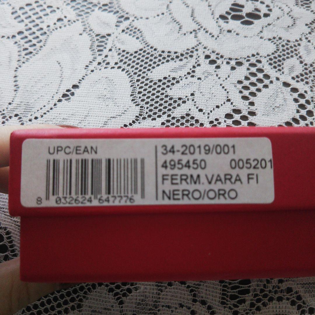 フェラガモ ヴァラ・リボンのバレッタ