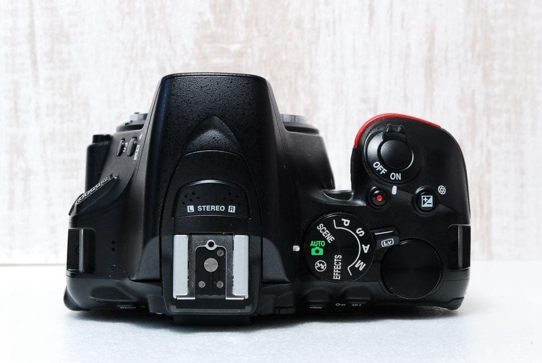 すぐ使えるフルセット✨レンズフィルター付✨Wi-Fi搭載機　NikonD5500