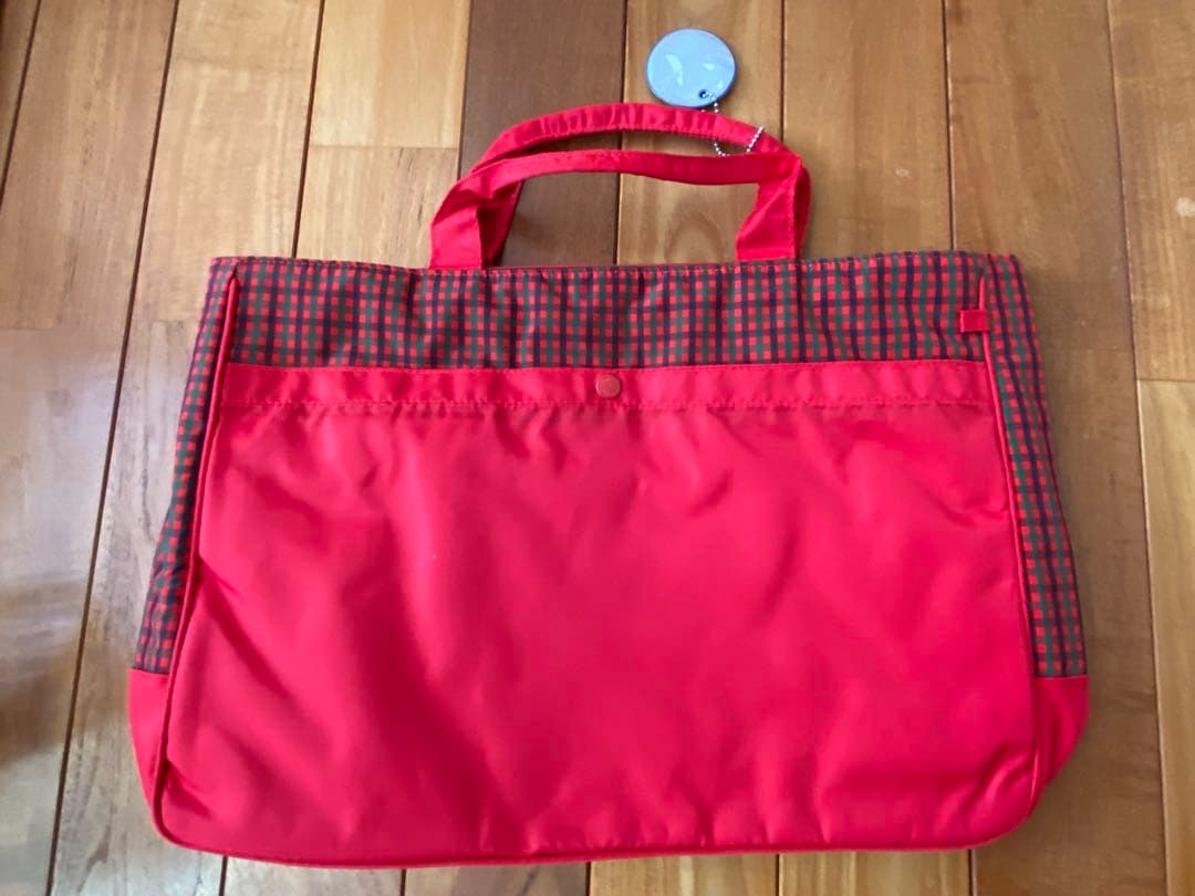 ファミリアfamiliar 手さげかばん チャック付きリフレクター付　新品未使用