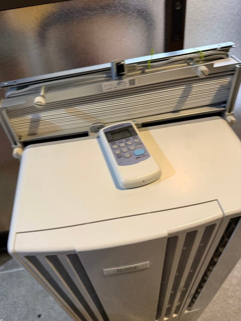 コロナ 窓用エアコン CW-FA1624R 冷房専用　ドレインレス