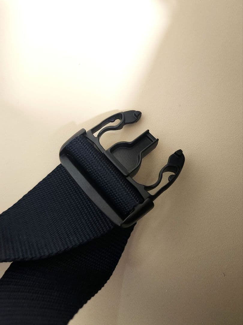 アップリカ　ラクリス　抱っこひも　ネイビー