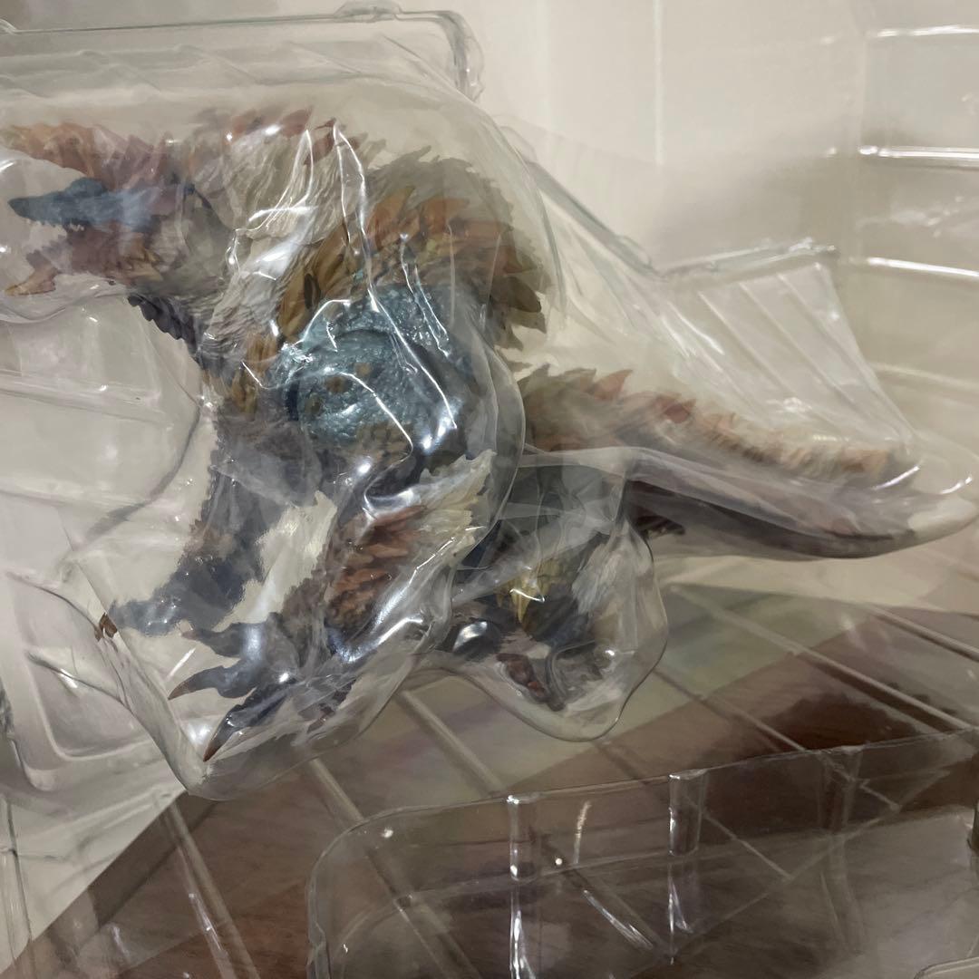 S.H.MonsterArts Zinogre フィギュア