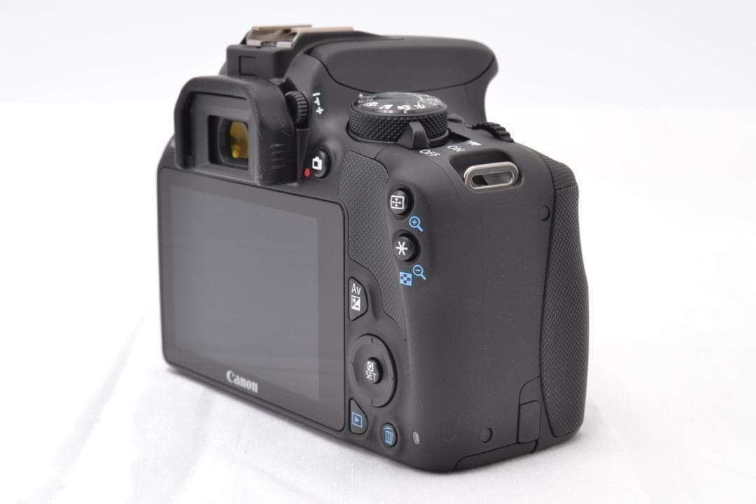 ■ 美品 ■ キャノン　Canon Kiss X7 レンズキット S数929回