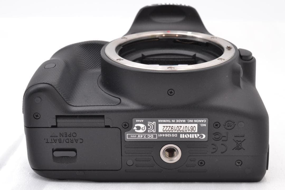 ■ 美品 ■ キャノン　Canon Kiss X7 レンズキット S数929回