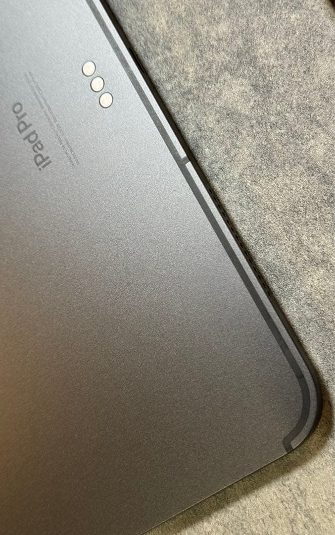 iPad pro M4 13インチ 256GB Cellularスペースブラック