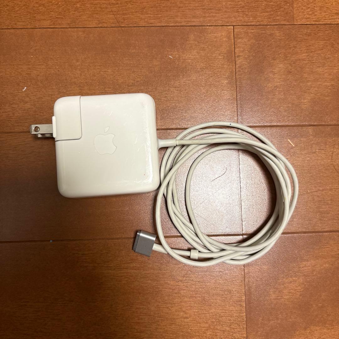 MacBook Air 11インチA1465 充電ケーブル付き