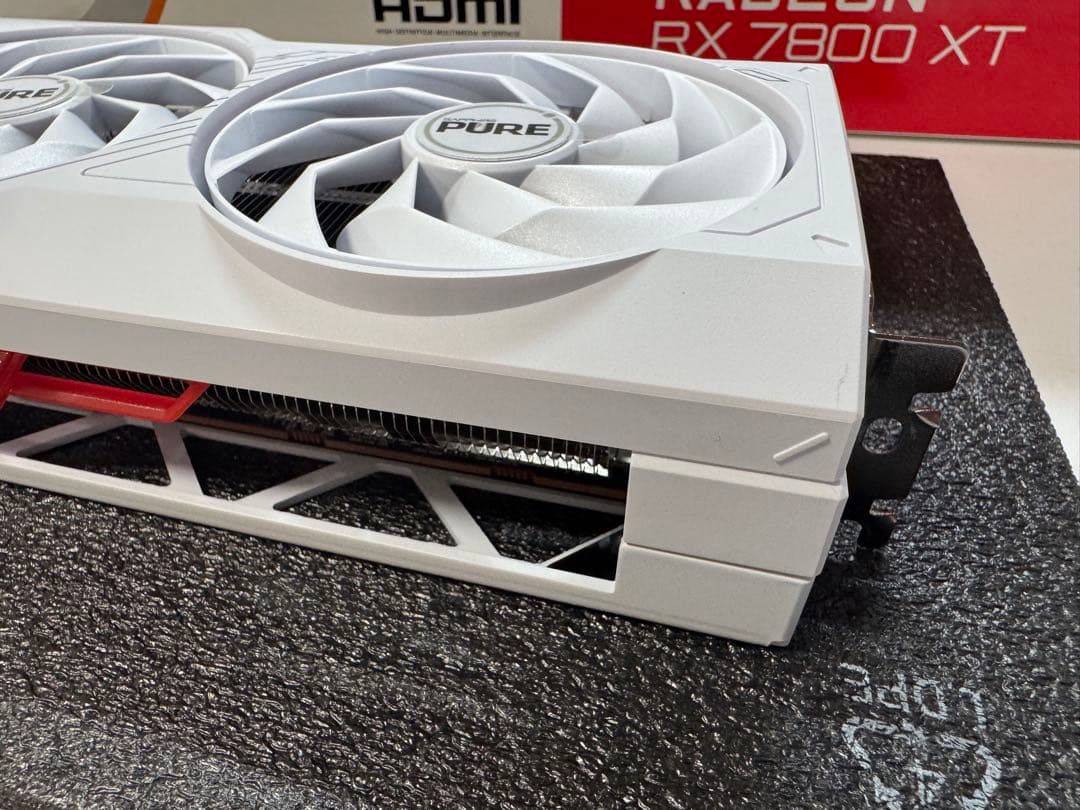 グラフィックボード・グラボ・ビデオカード SAPPHIRE PURE Radeon RX 7800 XT