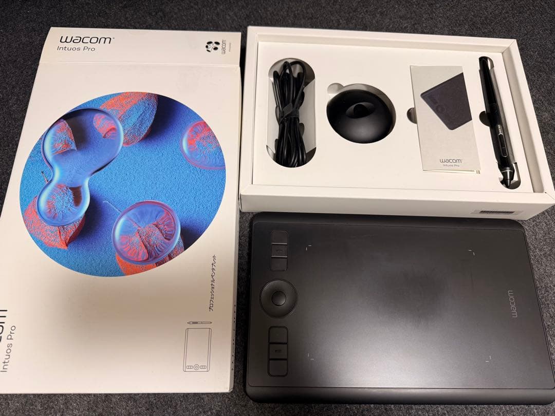 液タブ・ペンタブ WACOM Intuos Pro (PTH-460/K0-DX)