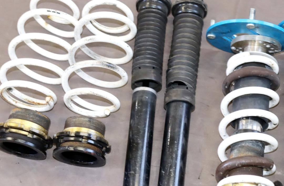 コルト Ｚ２１Ａ　Ｚ２３Ａ　Ｚ２５Ａ　Ｚ２７ＡコルトラリーアートZ27AG車高調