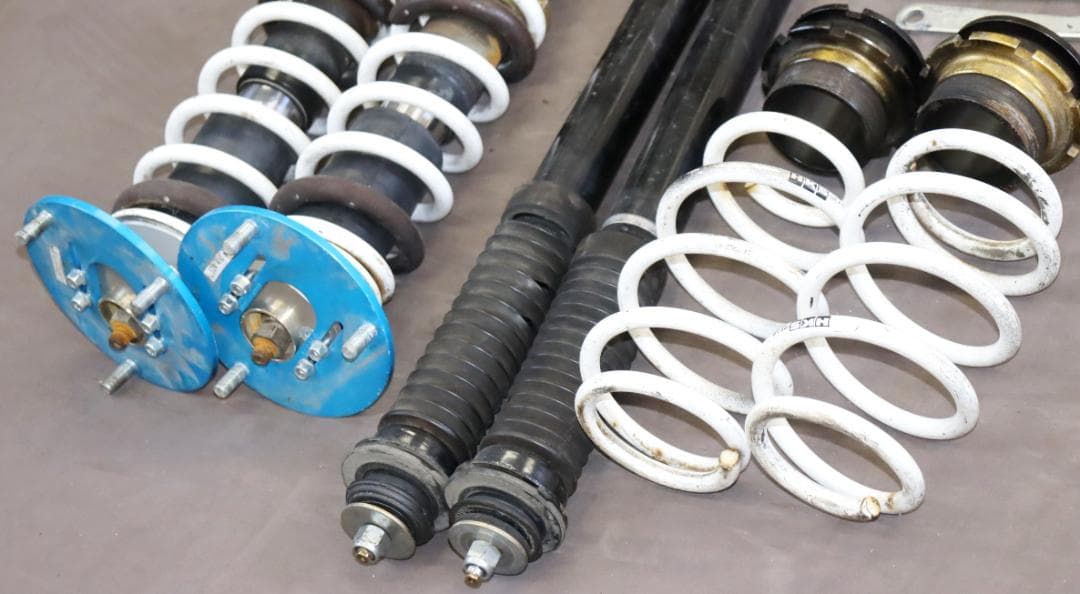 コルト Ｚ２１Ａ　Ｚ２３Ａ　Ｚ２５Ａ　Ｚ２７ＡコルトラリーアートZ27AG車高調