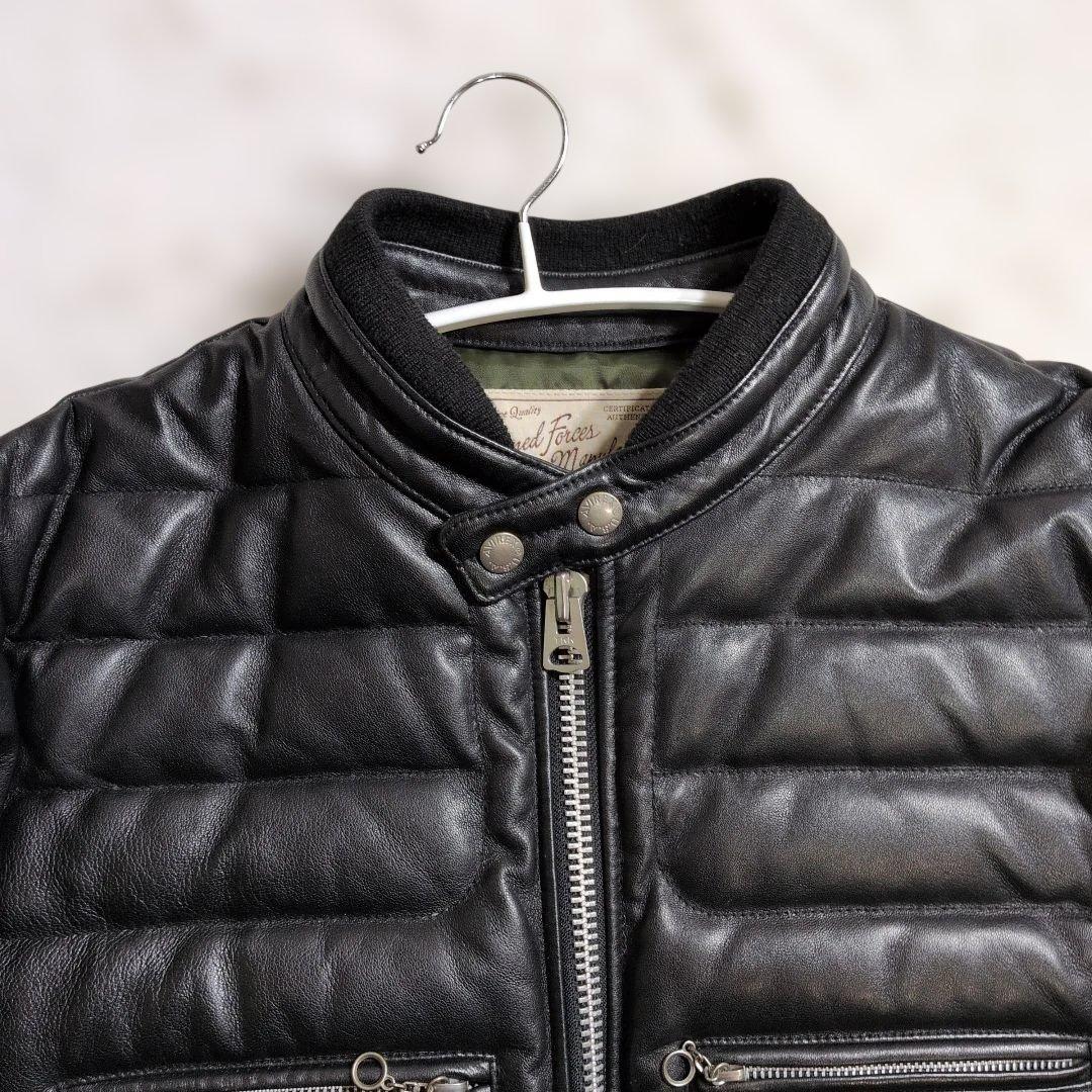 未使用級　AVIREX レザーダウン羊革　グリーンイラスト　黒　ブラック　M