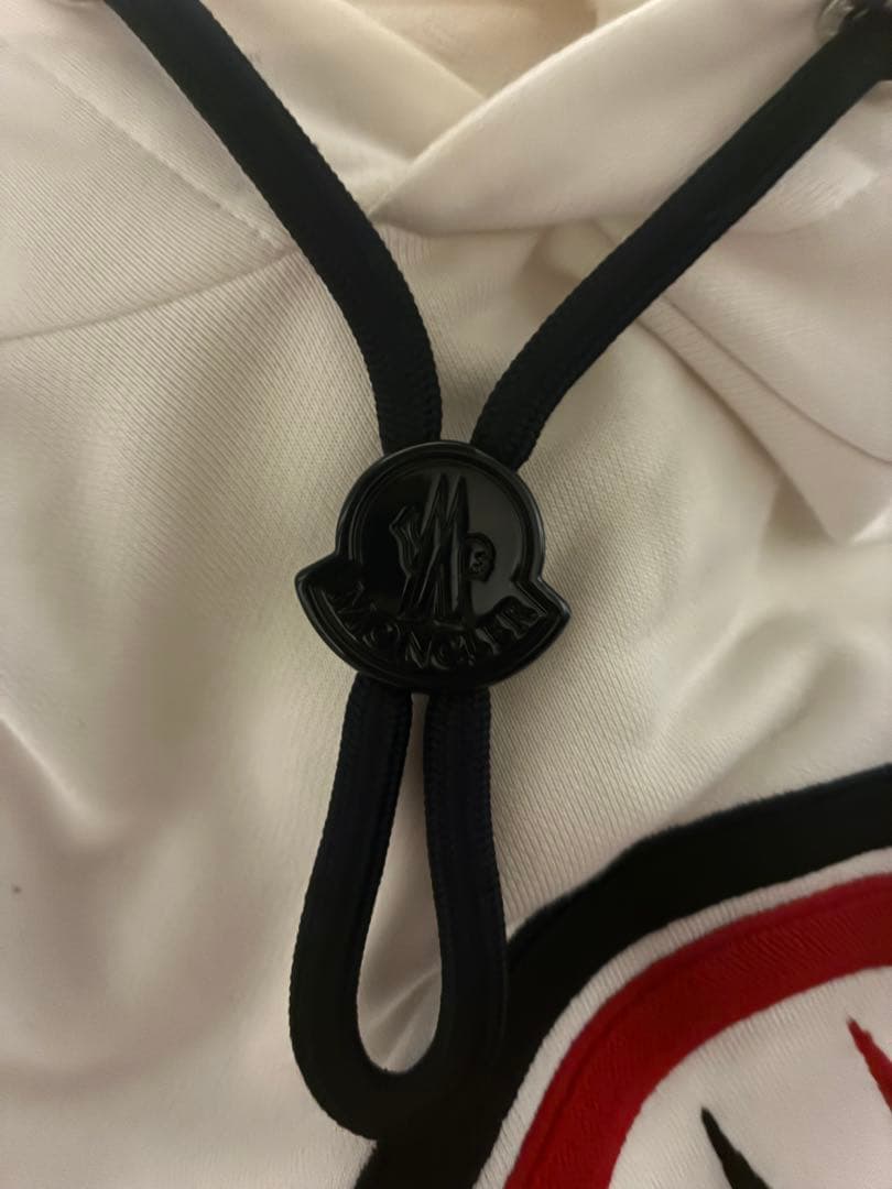 コタローフロントロゴ付きパーカー ホワイト