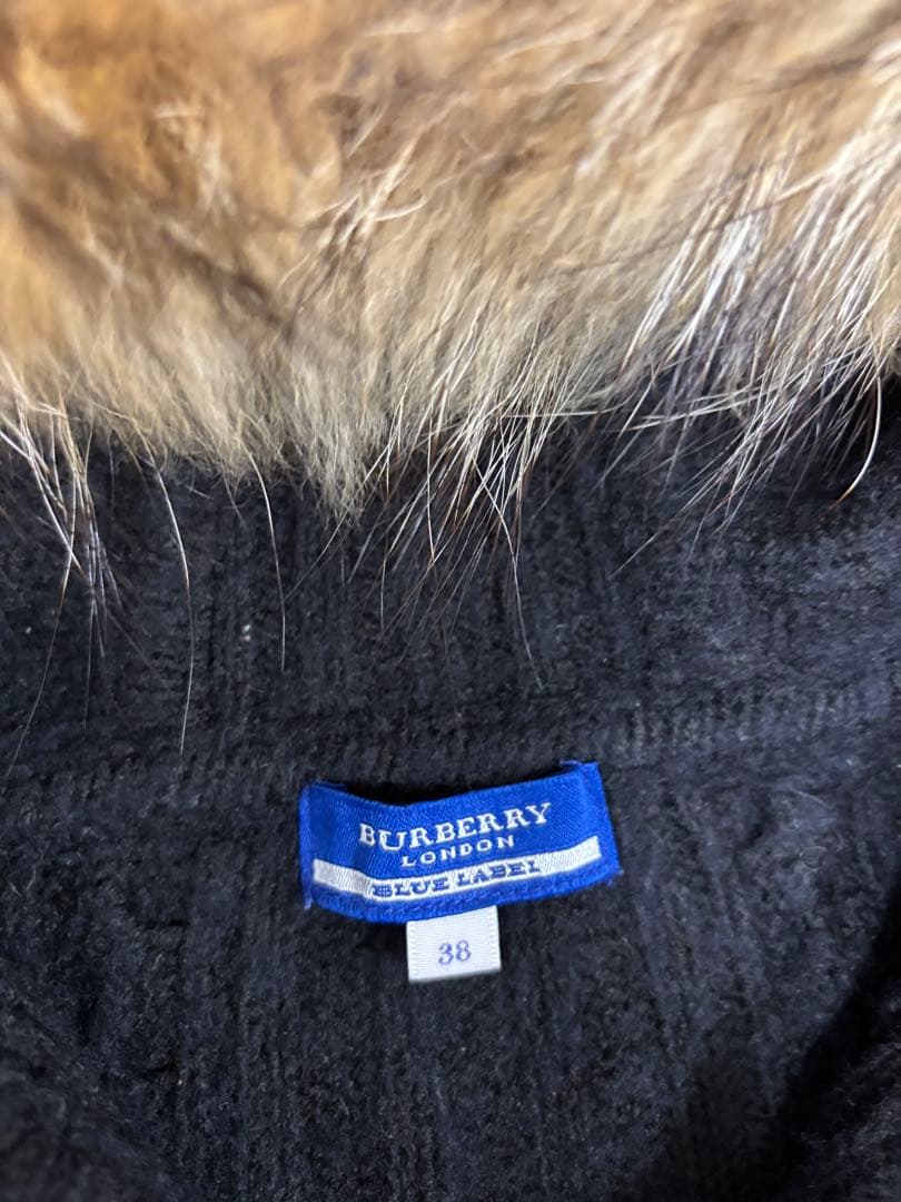 バーバリーブルーレーベル　ケーブル編み ダッフルニット　タヌキファー M
