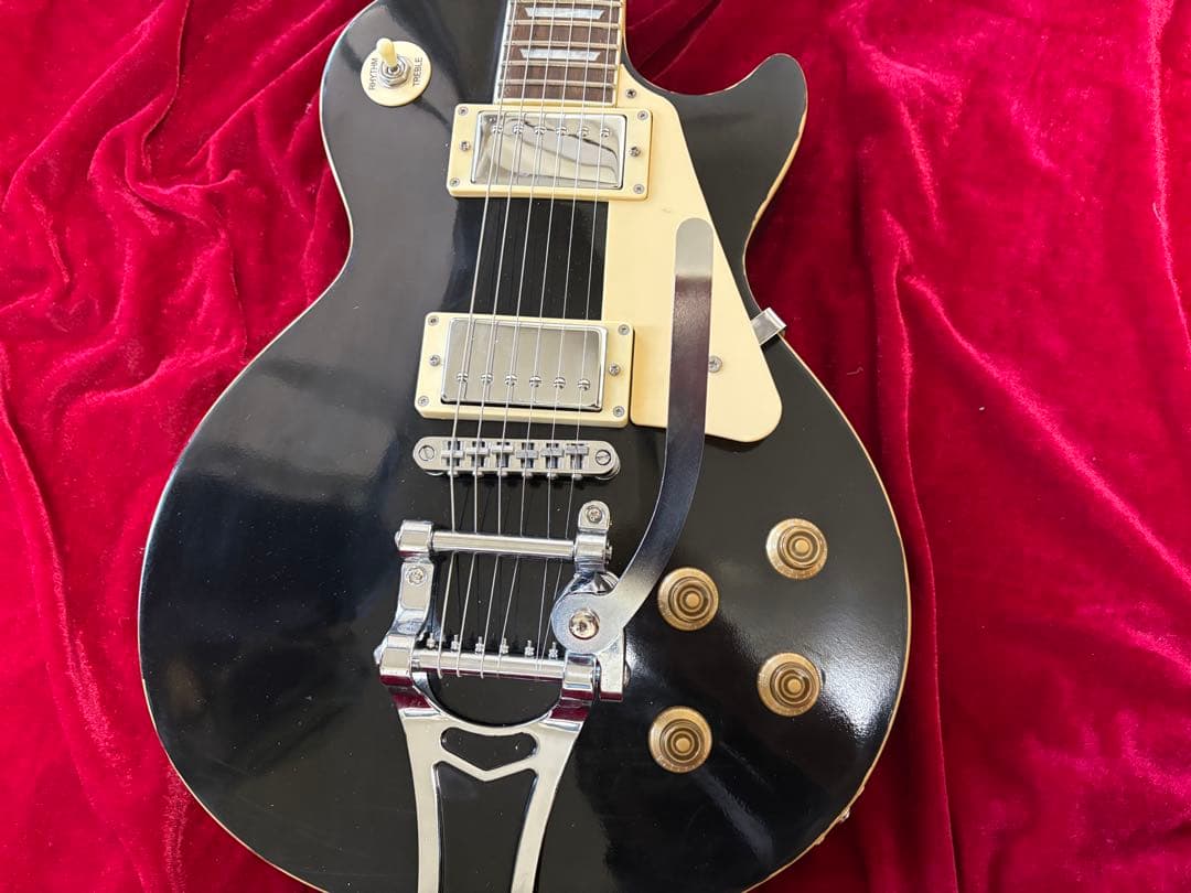 レスポールタイプ　ラッカーフィニッシュ　コンポーネントギター　ビグスビータイプ
