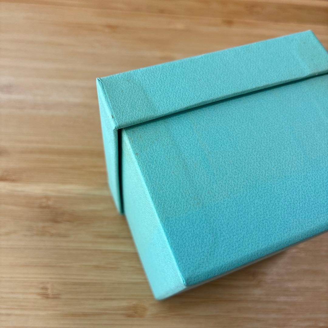 Tiffany & Co. ギフトボックス型アクセサリーケース