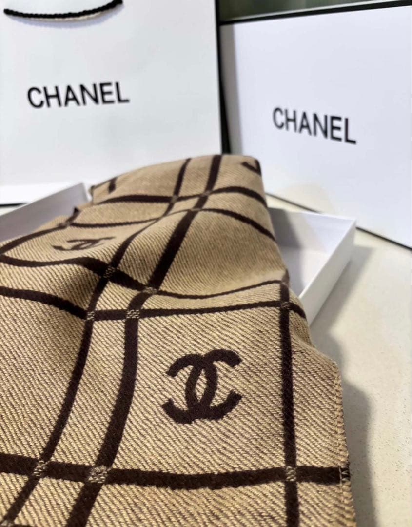 CHANEL チェック柄ウールスカーフ ベージュ ブラウン 180x30cm