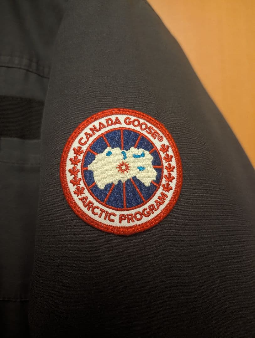 カナダグース　ダウンジャケット【Lサイズ】