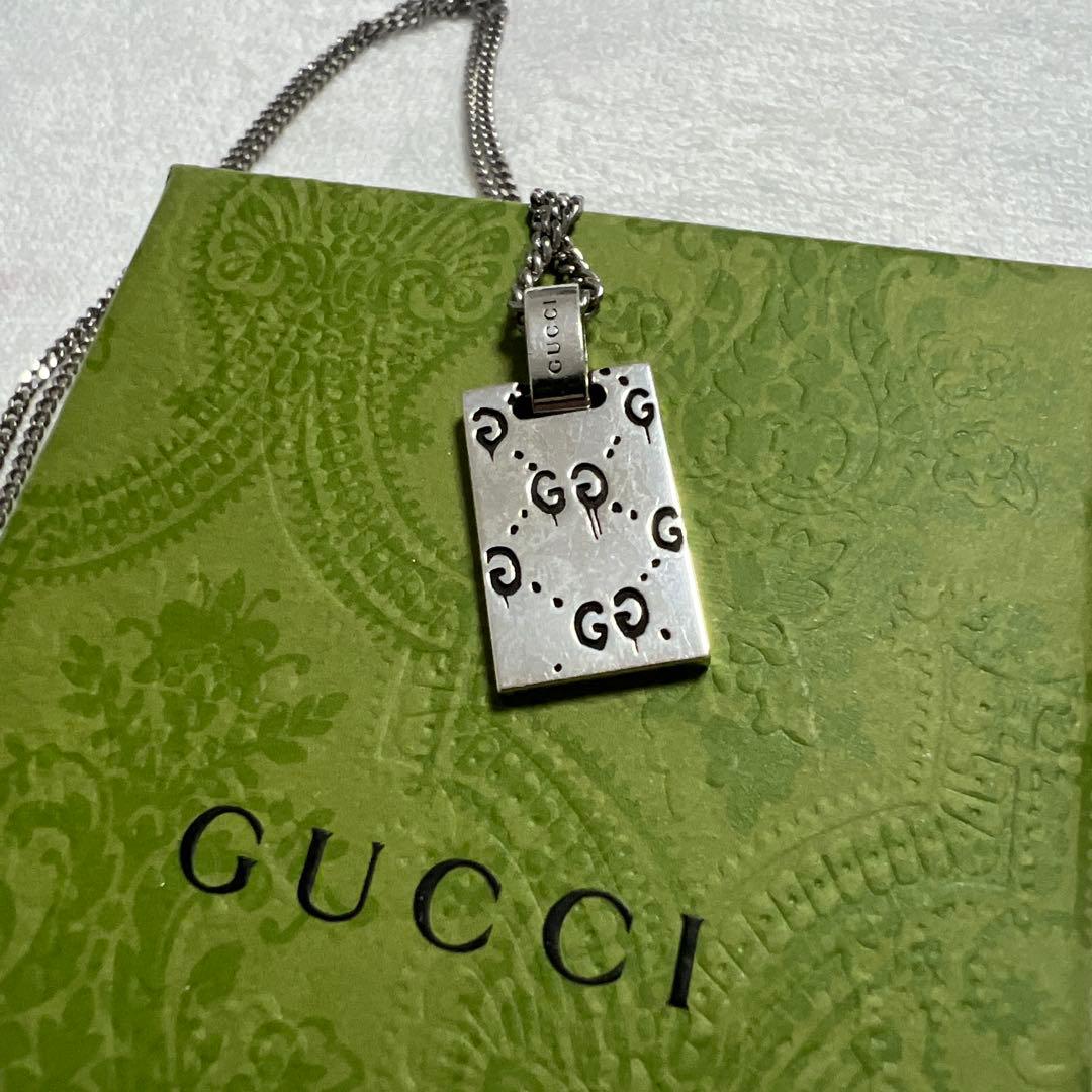 GUCCI ゴーストネックレス