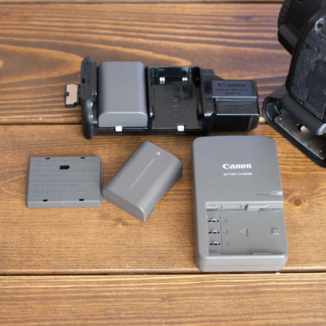 Canon カメラ EOS Kiss Digital X レンズ 2本セット