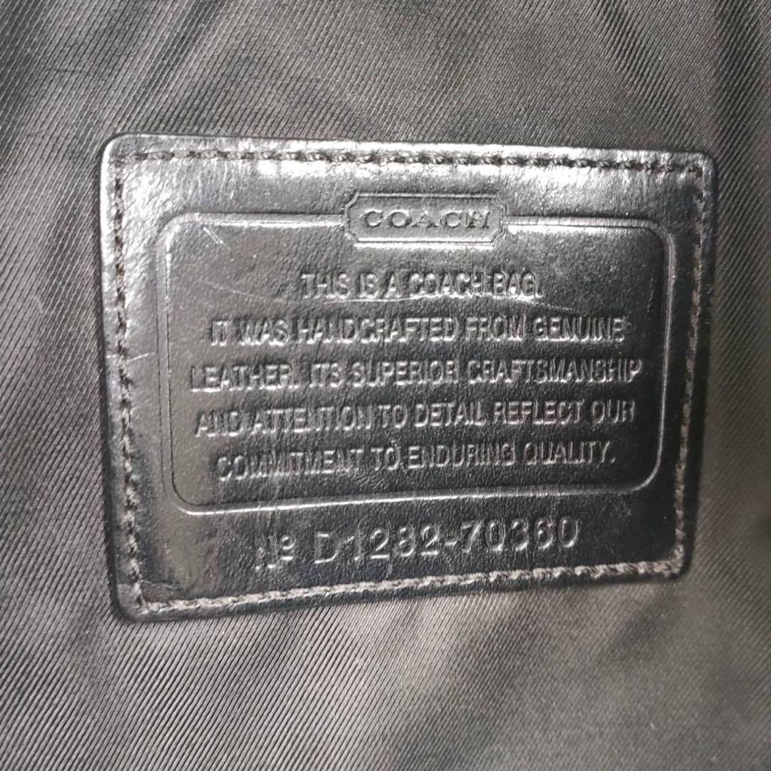 55 COACH コーチ　レザー　ボディーバッグ