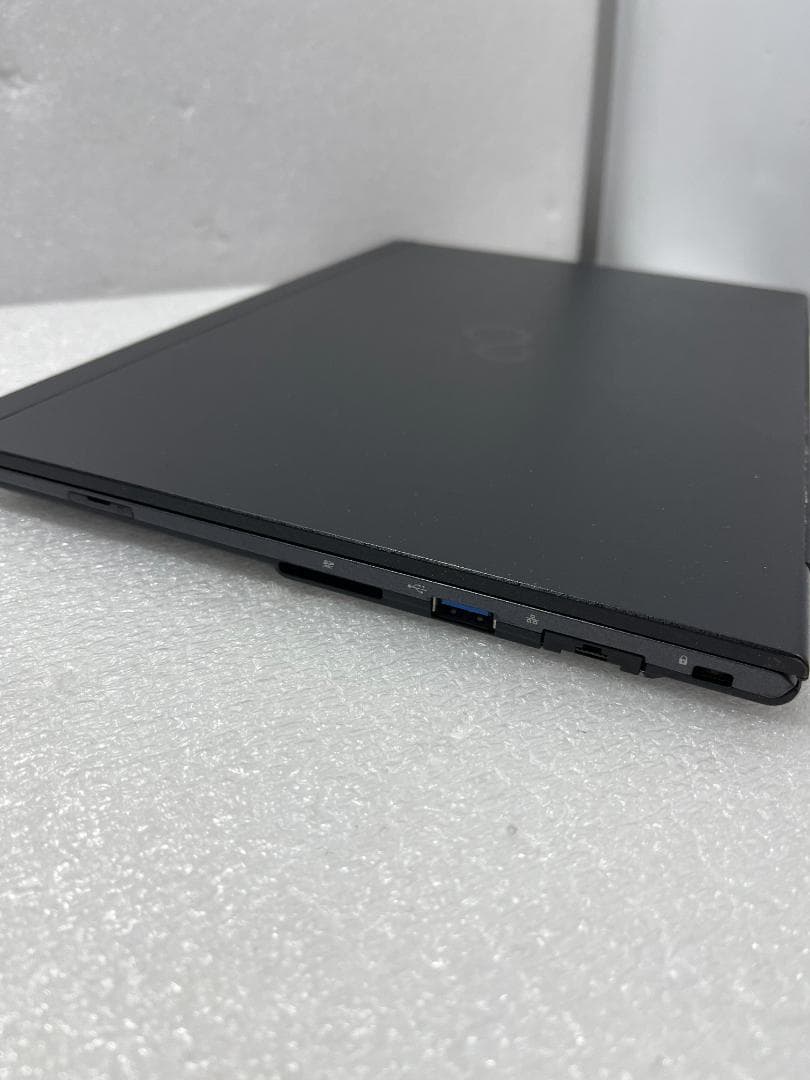 軽量 LIFEBOOK U937/P i5-7300U 8GB SSD128GB