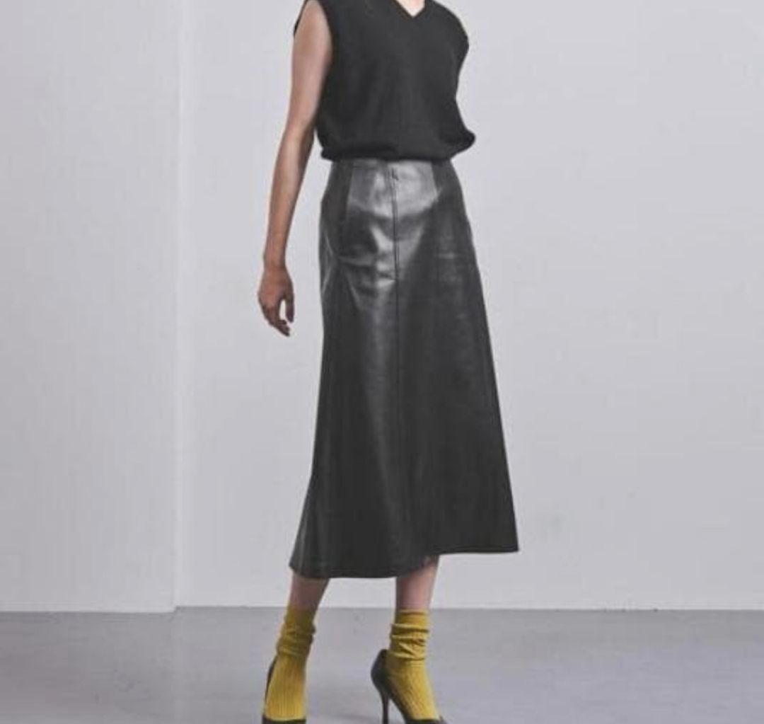 新品タグ付き ユナイテッドアローズ フェイクレザー ロングスカート 38 M