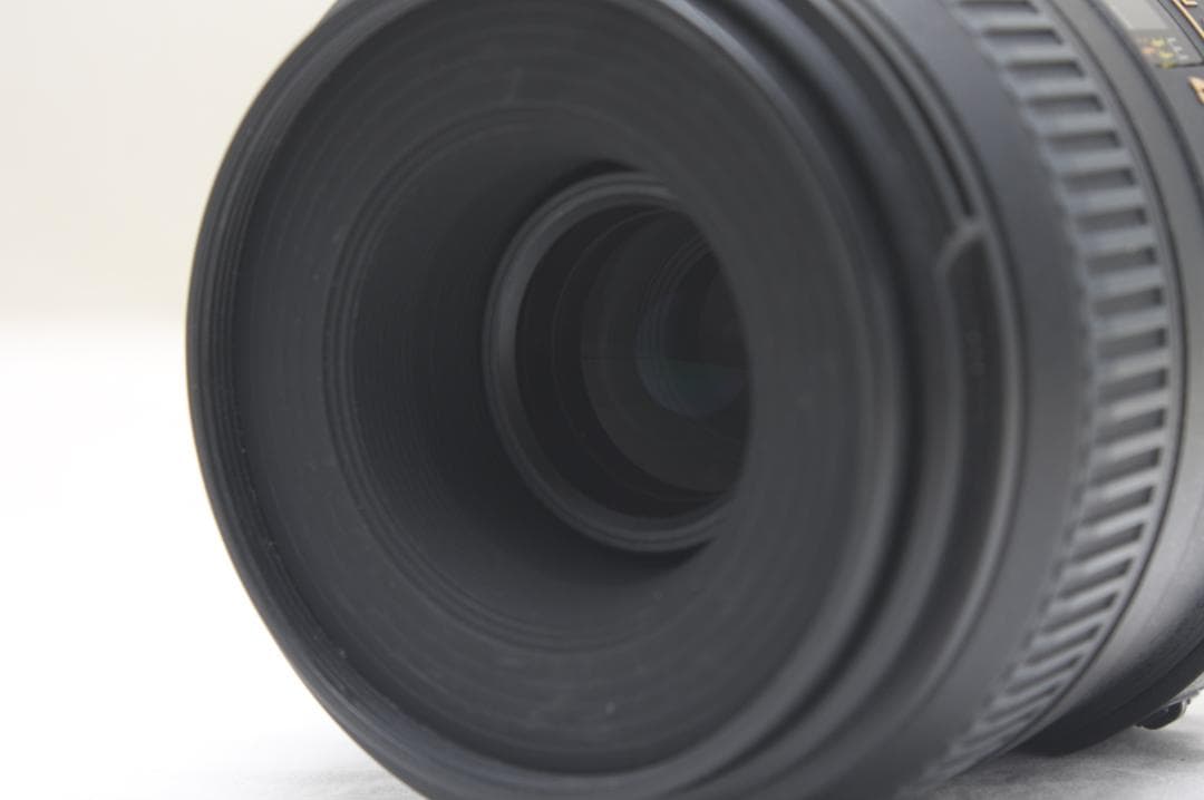 ニコン AF-S DX 40mm F2.8 G Micro マイクロ