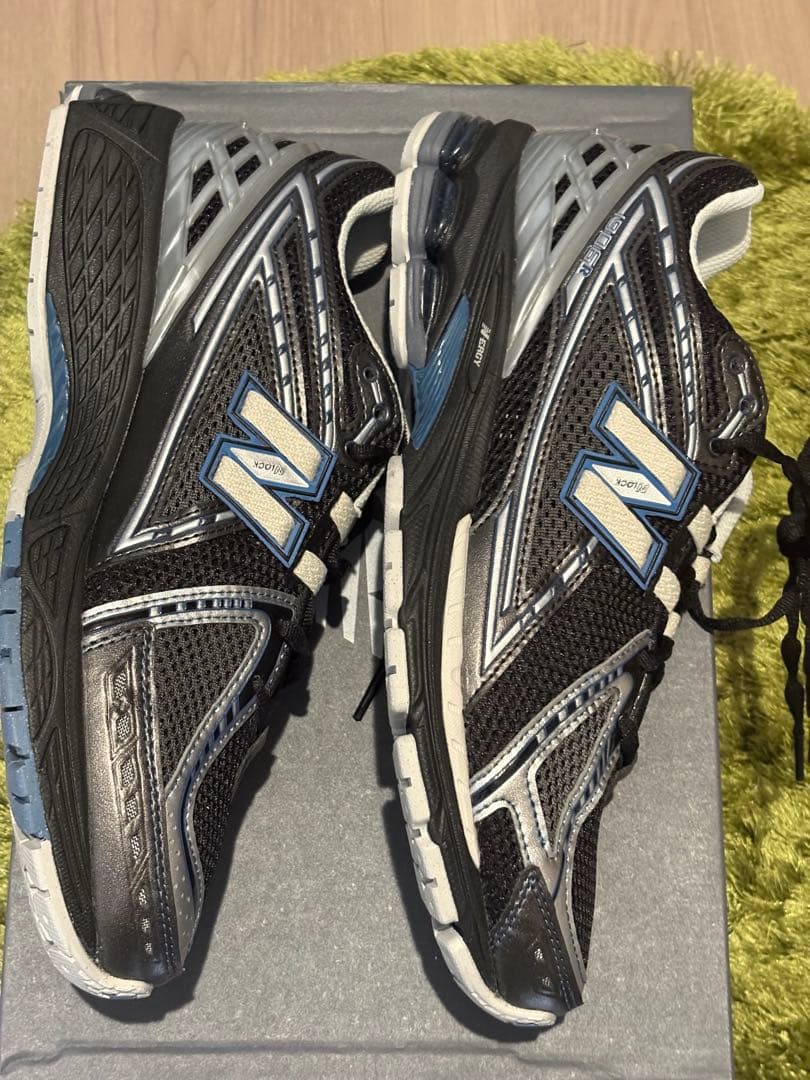 靴 New Balance U1906 RAC