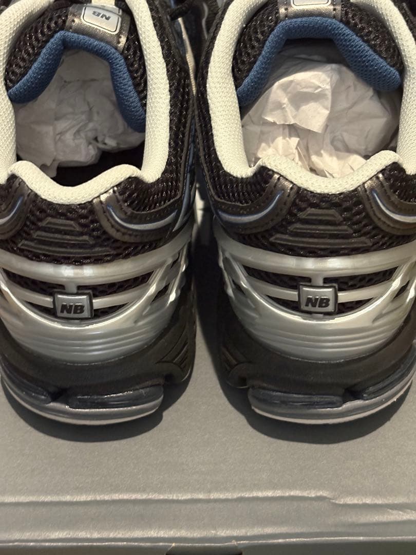 靴 New Balance U1906 RAC