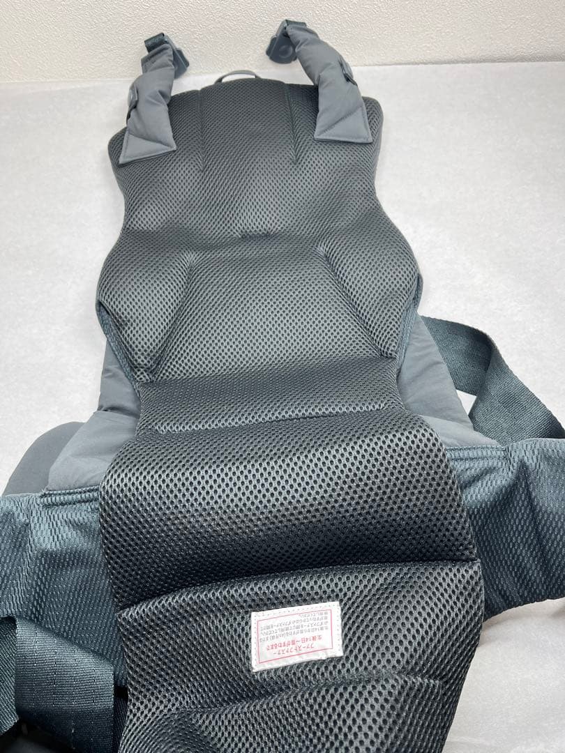 ピトレスク × グリーンレーベル 抱っこ紐 コラボモデル グレー